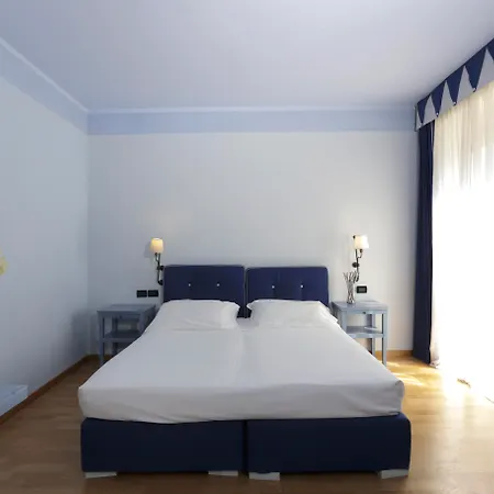 Hotel Th - Park Tirrenia