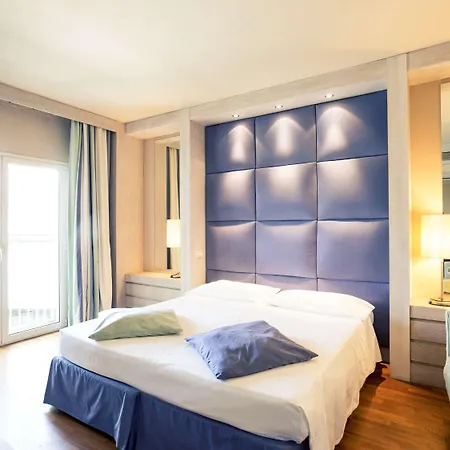 Th - Park Hotel 4*