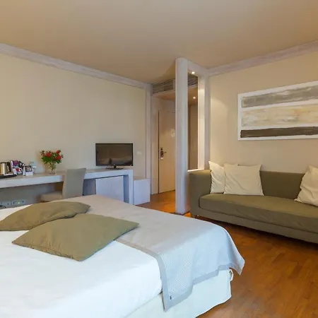 Th - Park Hotel