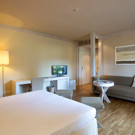Th - Park Hotel 4*